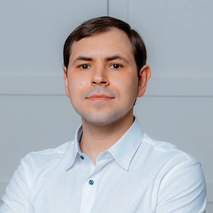 Максим Михайличенко